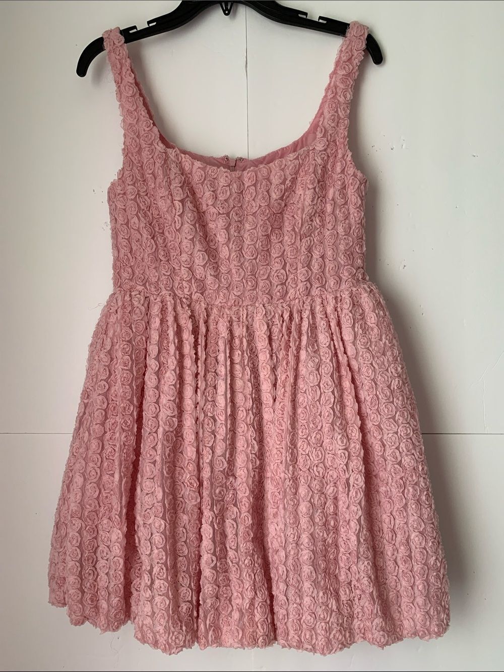 NWT All in Favor Pink Floral Rosette Lace Party Mini Dress Size M